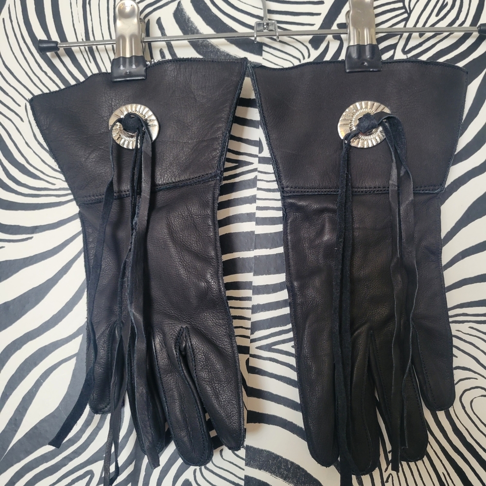 Black Leather Gloves with Silver Conch & Fringe